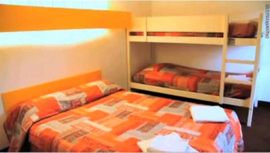 Quick Palace Paris Sud Hotel Сан-Мишел-сюр-Орж Екстериор снимка