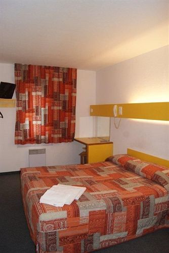 Quick Palace Paris Sud Hotel Сан-Мишел-сюр-Орж Екстериор снимка