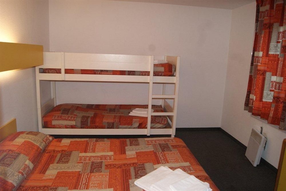 Quick Palace Paris Sud Hotel Сан-Мишел-сюр-Орж Екстериор снимка